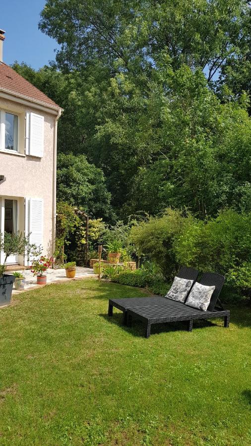Chez Laurence & Rv Vaureal Exteriör bild